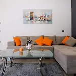 Apartamento Mihaela With Private Pool, Jacuzzi And Free Secure Parking *