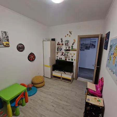 Mihaela With Private Pool, Jacuzzi And Free Secure Parking Апартаменты Трогир